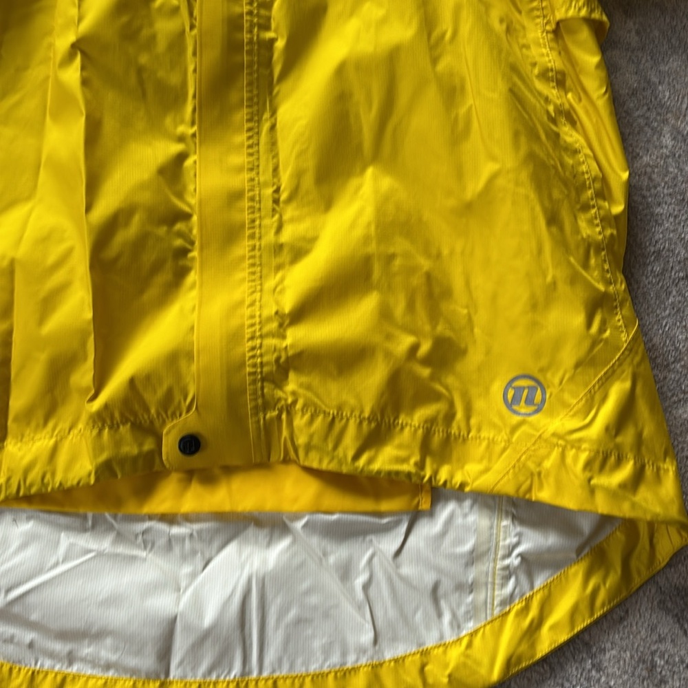 Novara Cycling Jacket - Picture 2 of 4